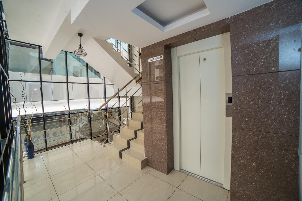 South Gate Residency Hotell Kochi Exteriör bild