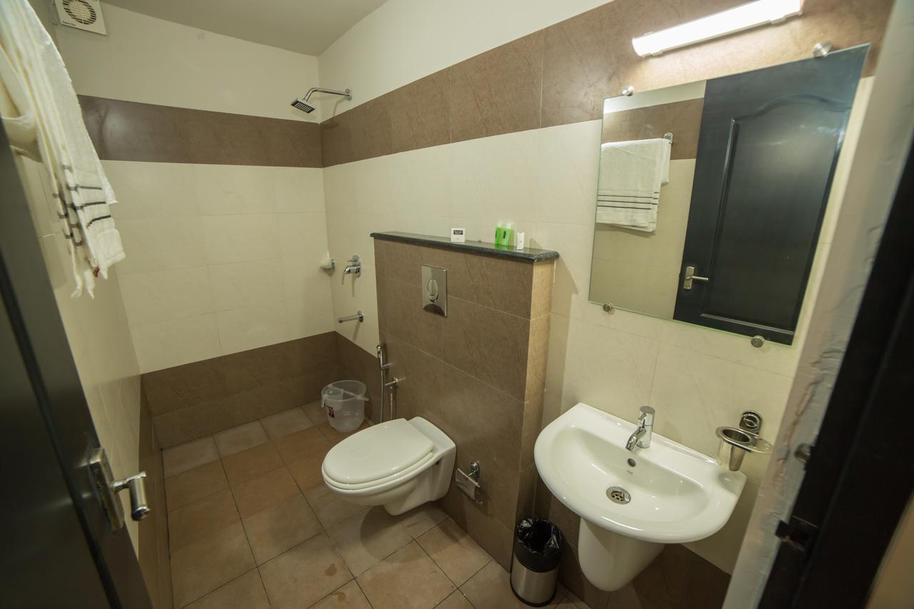 South Gate Residency Hotell Kochi Exteriör bild