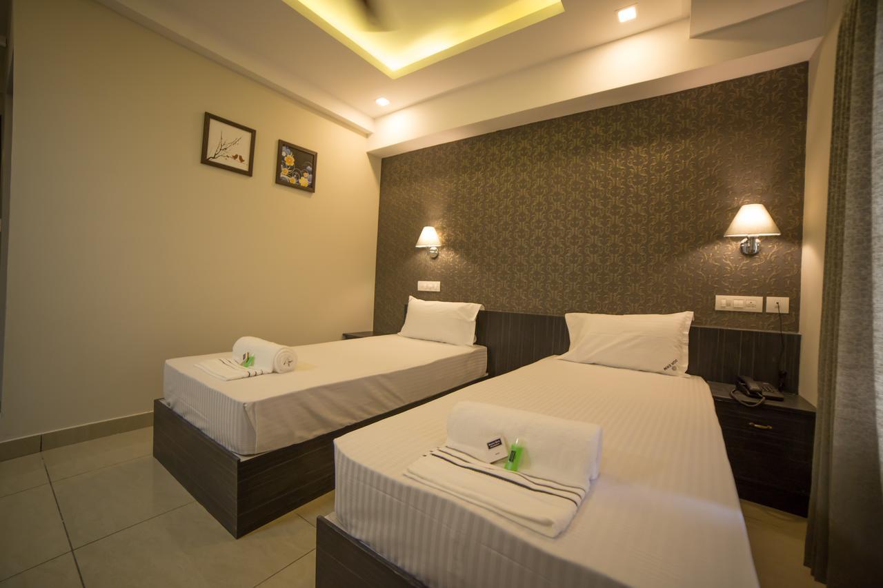 South Gate Residency Hotell Kochi Exteriör bild